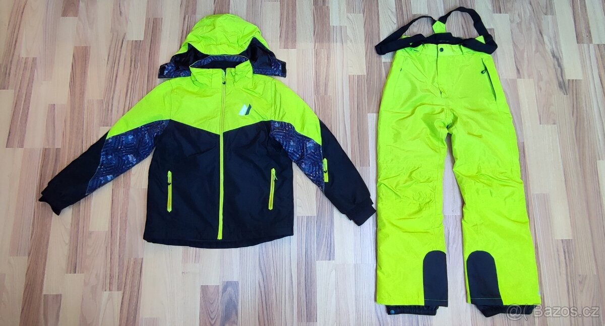 Chlapecká zimní bunda a lyžařské kalhoty, vel. 146/152