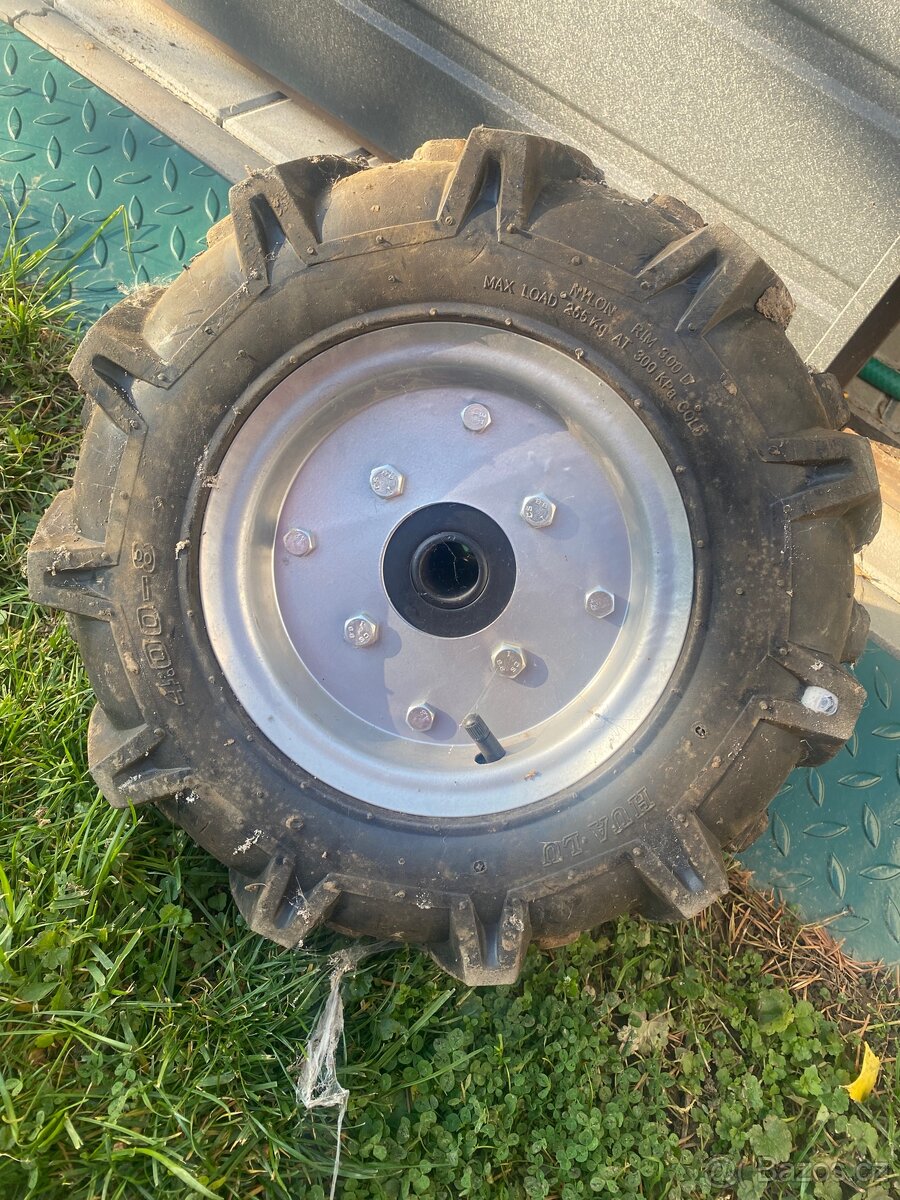 Kola rotavator, traktůrek, kultivátor..