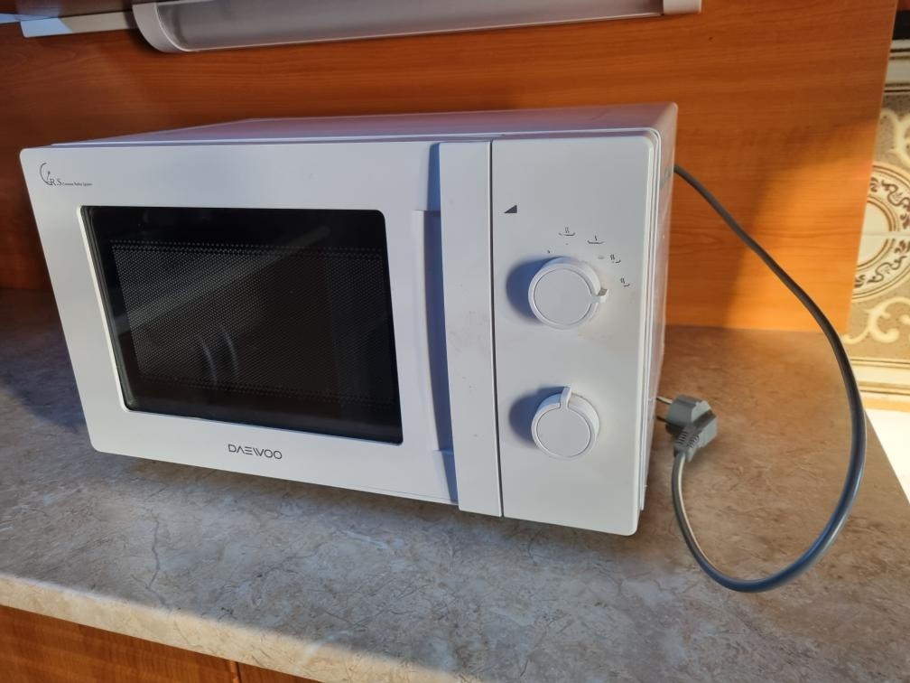 Mikrovlnná trouba DAEWOO