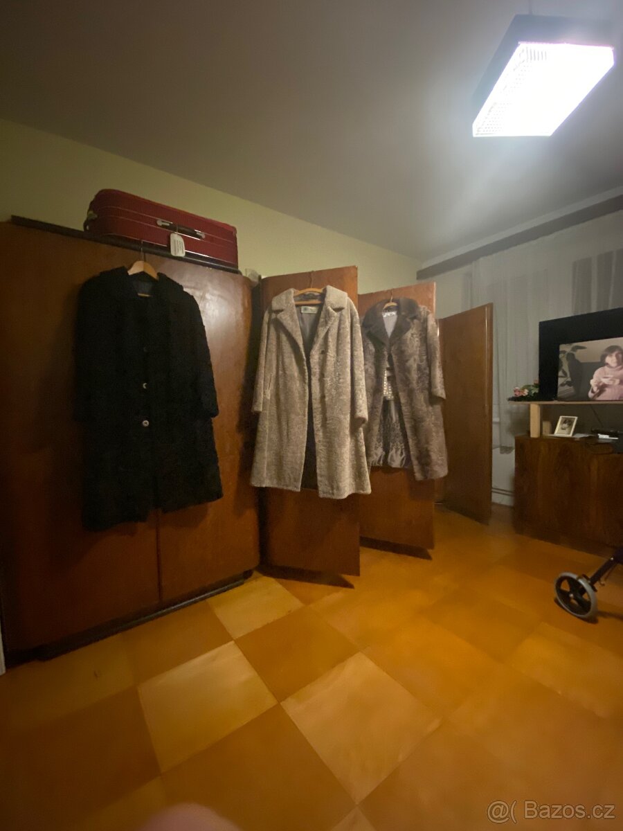 Dámský kožich s pravím beránkem Hodonín