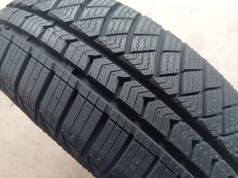 165/65 R15 SAILUN (0525)