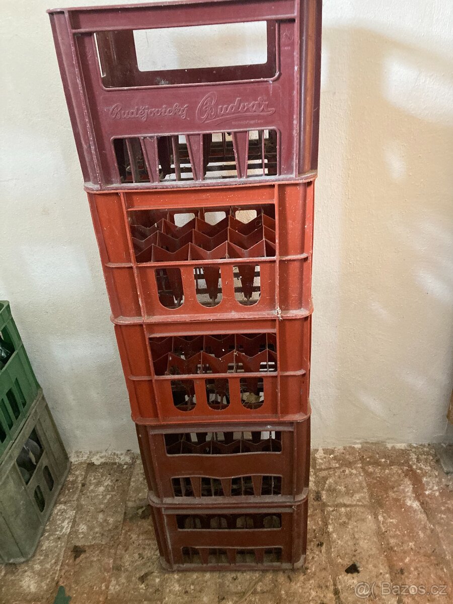 plastové přepravky