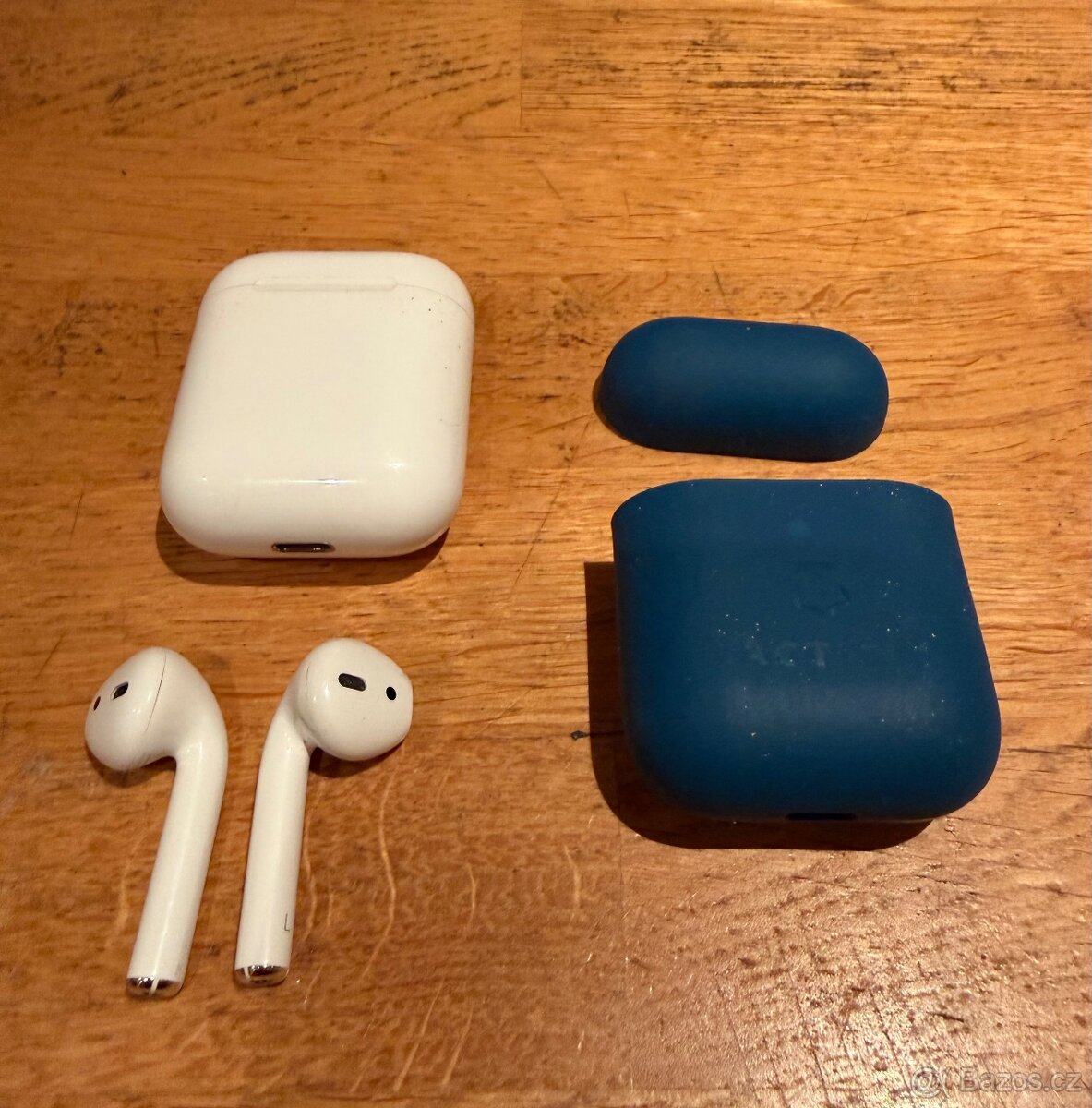 Apple Airpods (1. Generace)