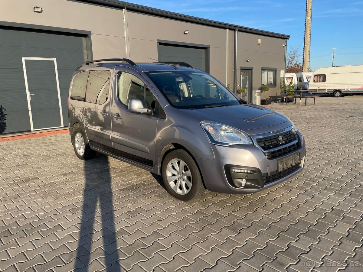 Peugeot Partner 1.6Hdi 88kw, 7 míst, po servise