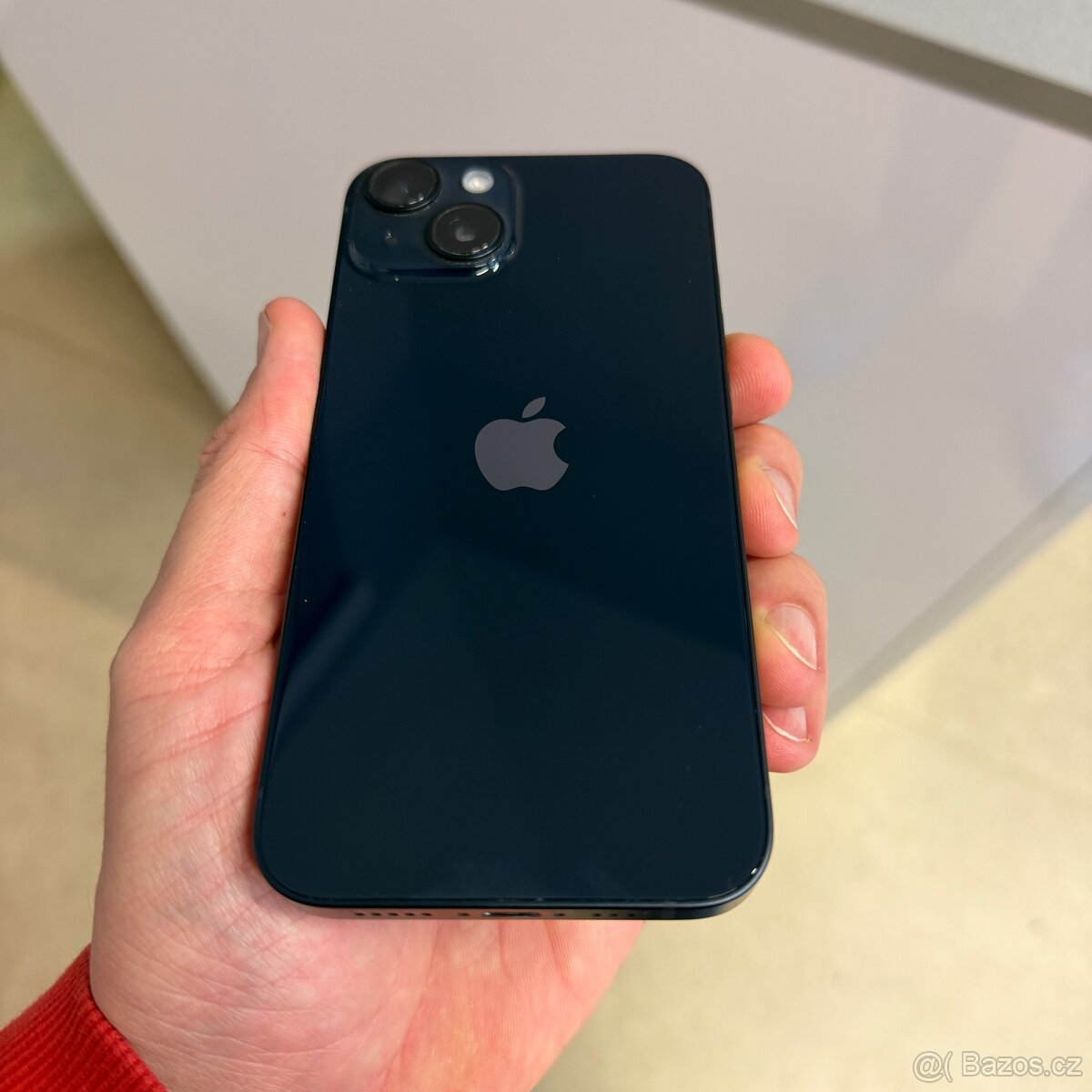 iPhone 14 128GB, pěkný stav, 12 měsíců záruka