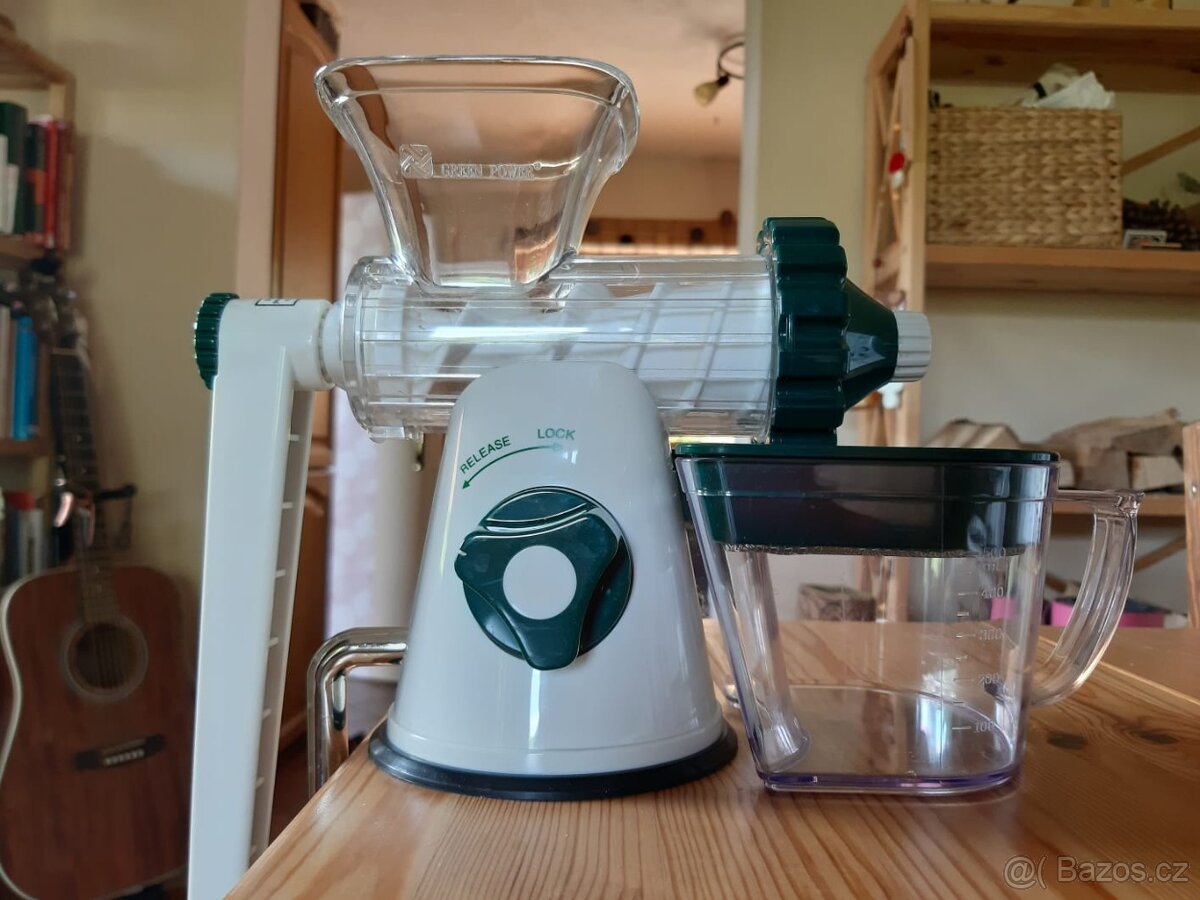 Ruční šnekový odšťavňovač Healthy juicer