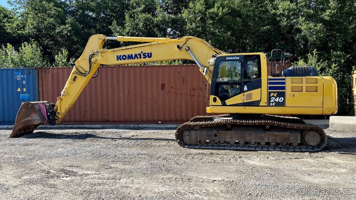 Na prodej: Pásové rypadlo KOMATSU PC240 LC-10