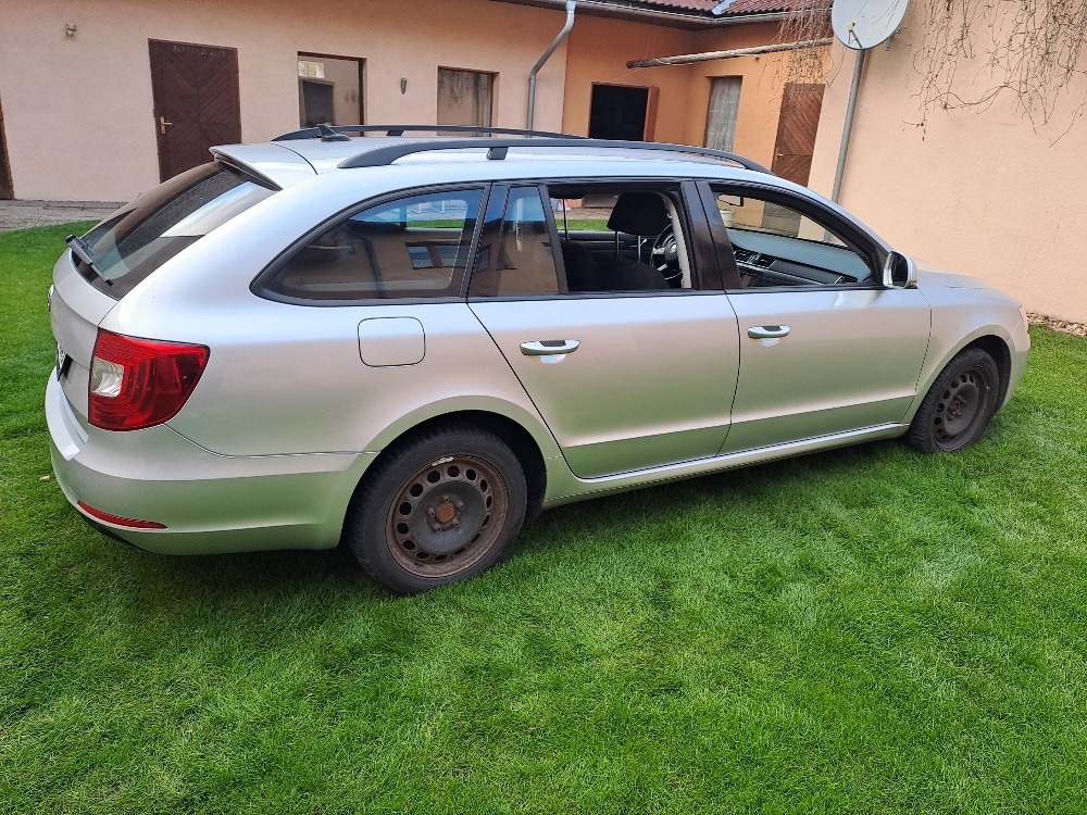 Škoda Superb com.2.0TDi 103kw