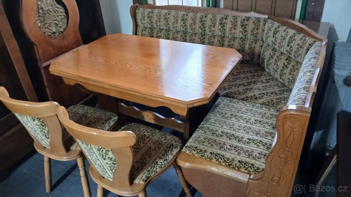 Rustikální rohová lavice+2židle+rozkládací stůl