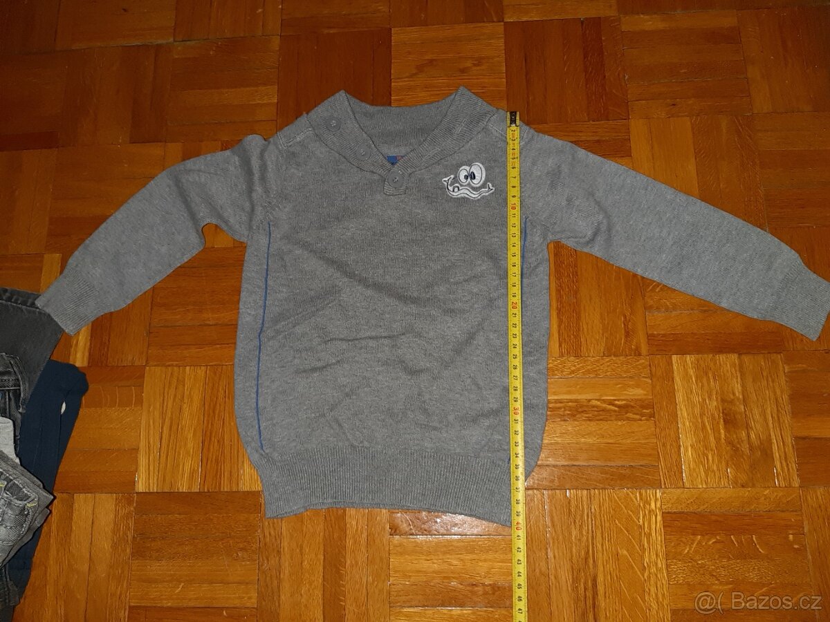 Prodám svetr vel. 98