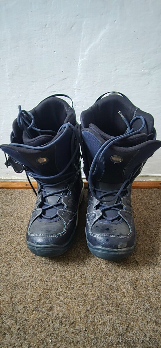 Boty na snowboard