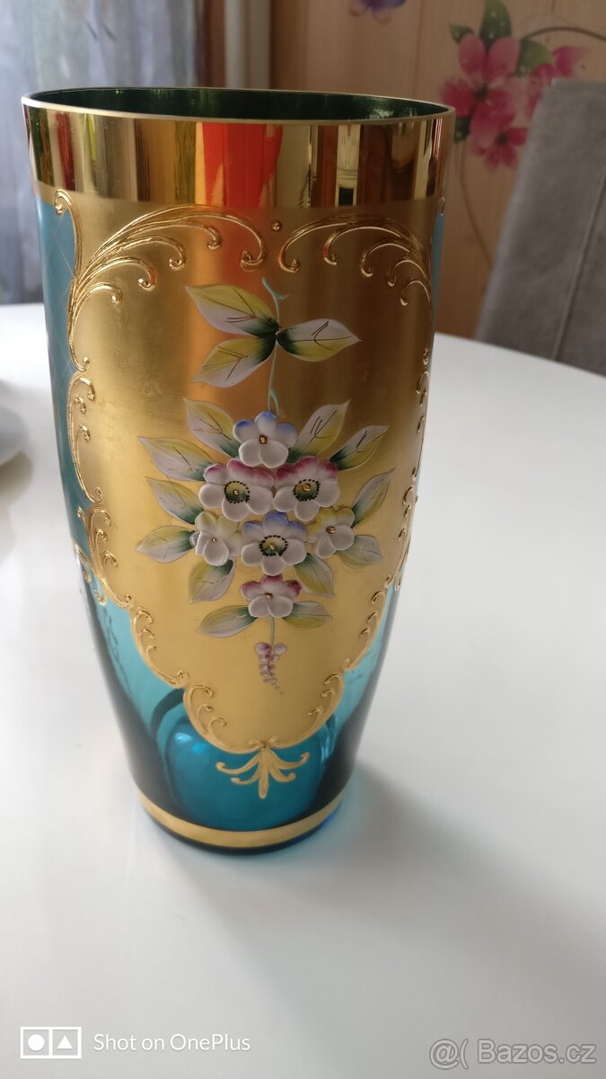 Krásná vaza 22 cm