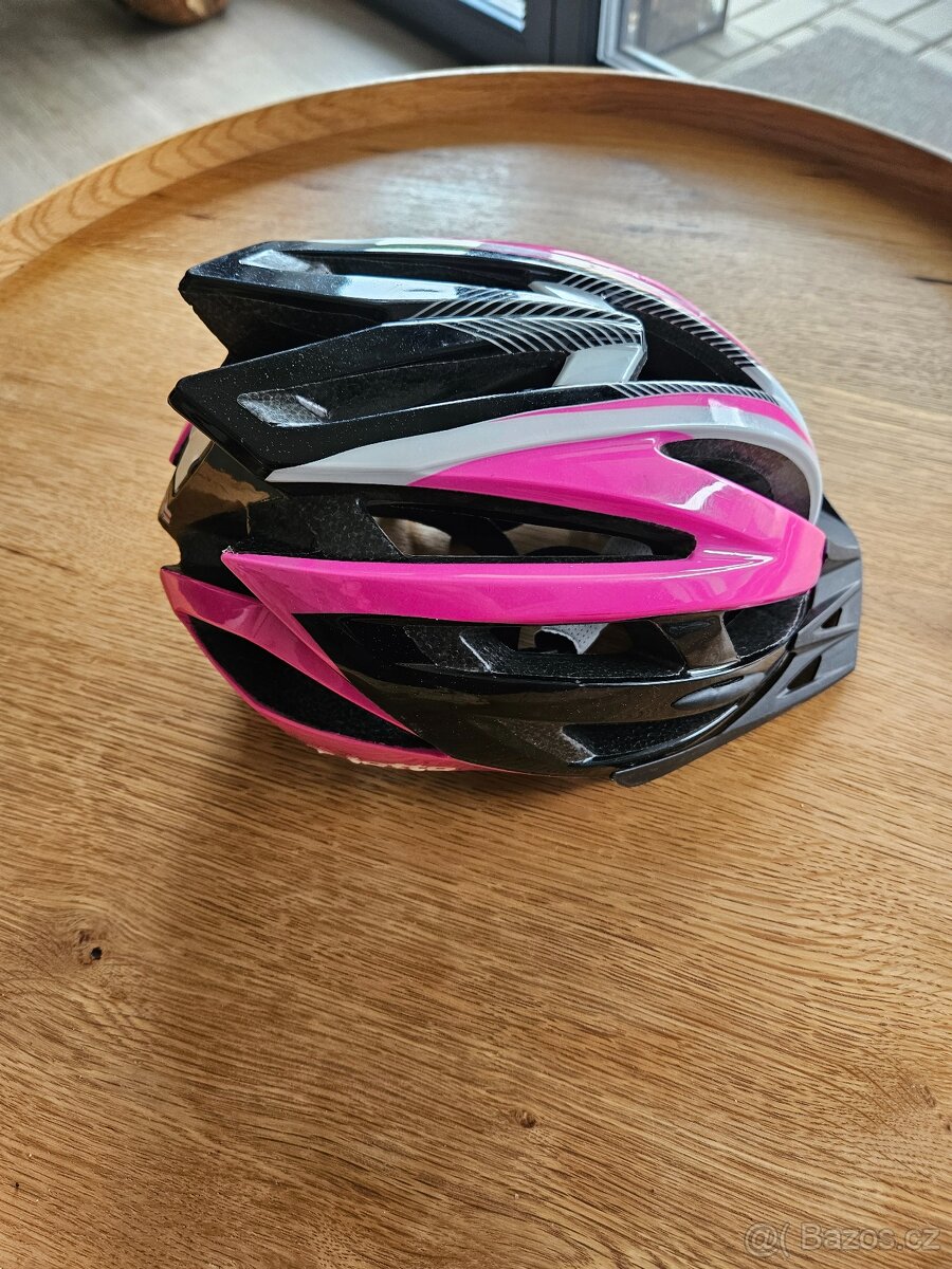 Cyklistická helma Lotto
