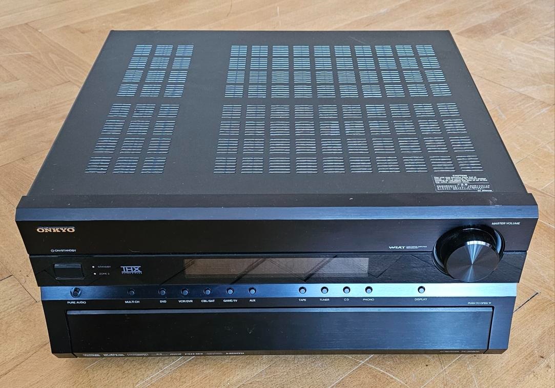 AV-Receiver Onkyo TX-SR806 7x180W na náhradní díly