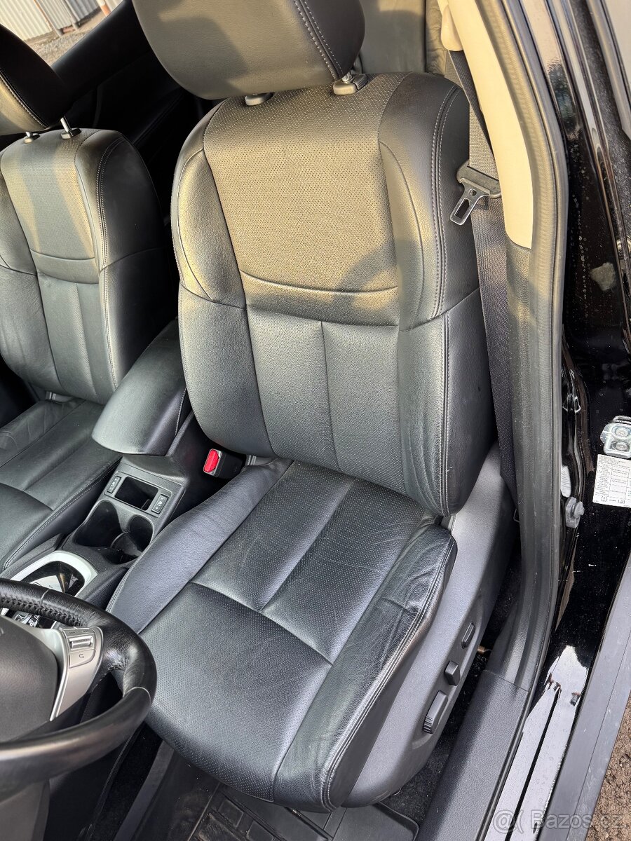 Kožené sedačky Nissan X-trail T32 / díly