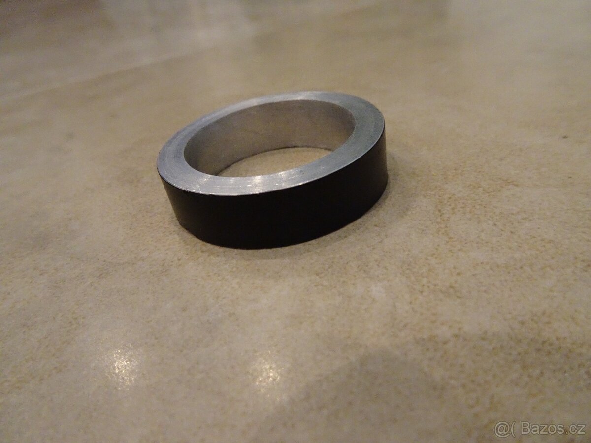 PODLOŽKA (SPACER) FORCE 1 1/8" 10mm