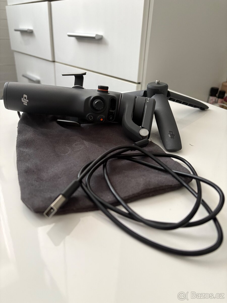 DJI Osmo Mobile 6
