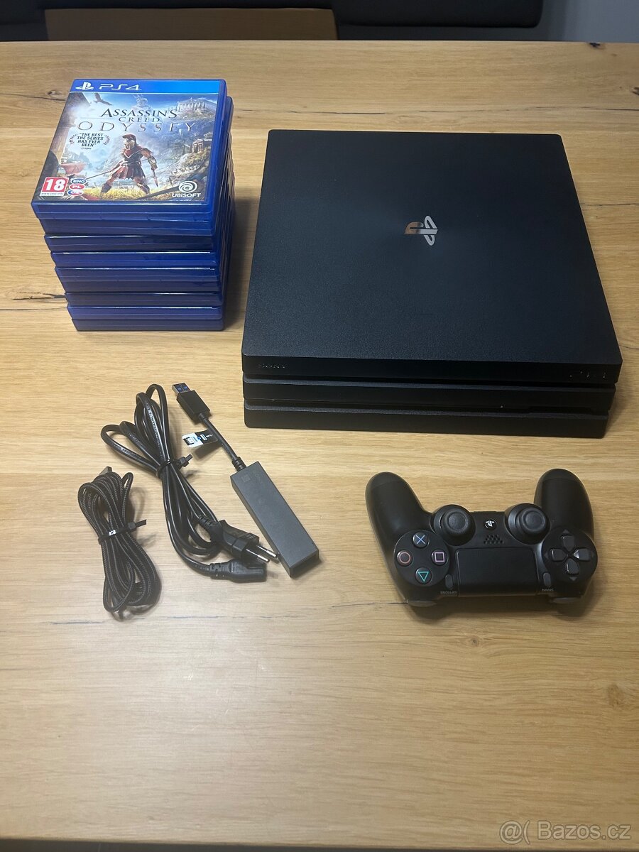 PRODÁM PlayStation 4 PRO HD řada CUH-7000
