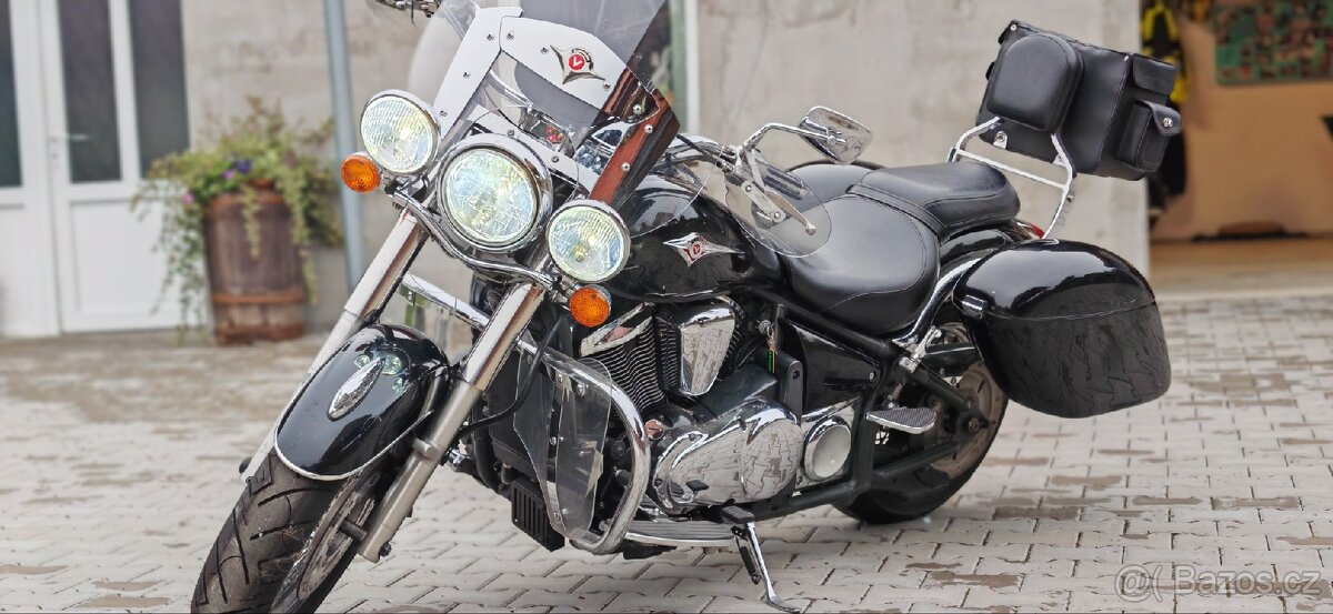 Kawasaki Vulcan 900