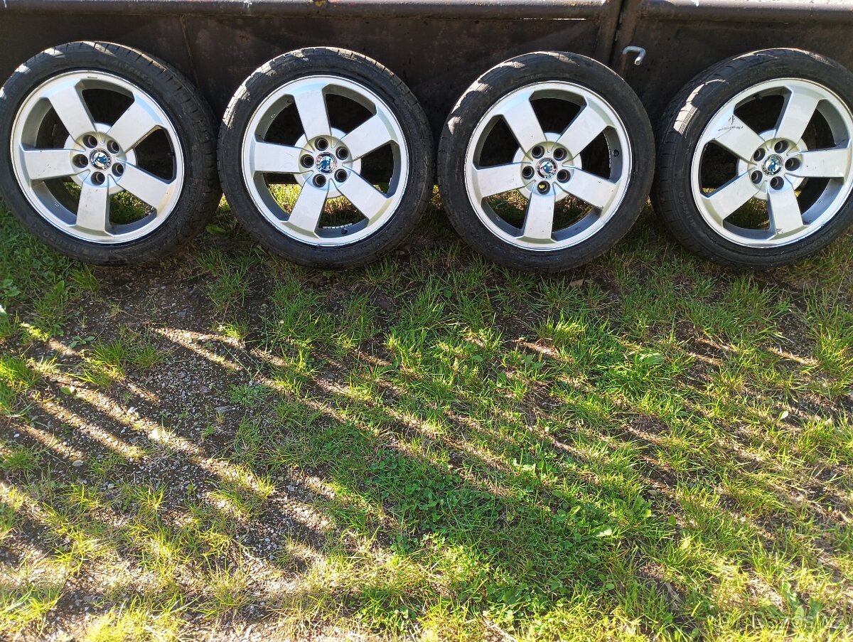 ALU kola škoda 2 205/45 R16
