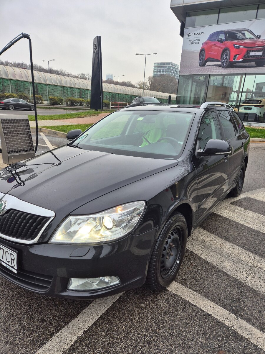 Predam Škoda octavia 1.4tsi