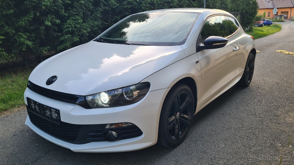 VOLKSWAGEN SCIROCCO - 2,0TSi R-line 155kW - DSG