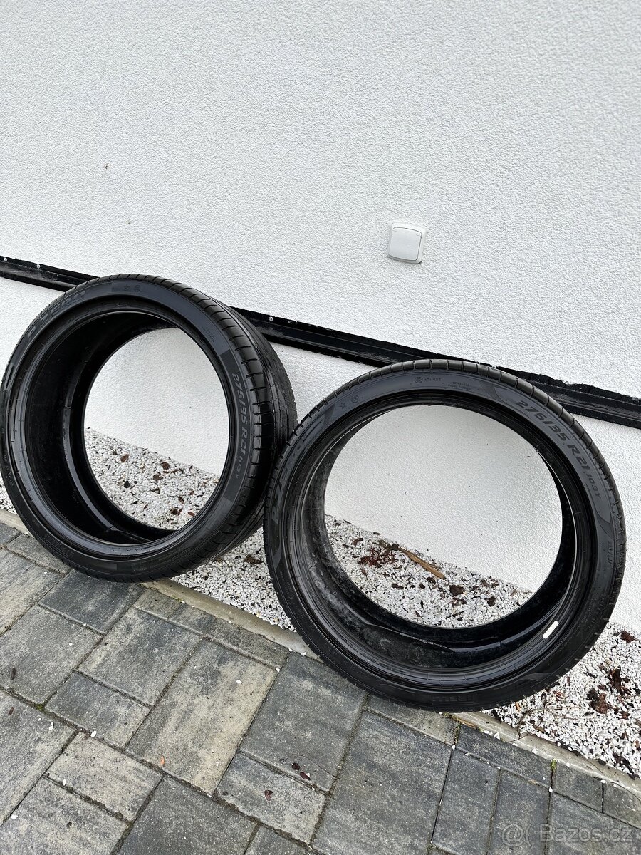 Pneu letni 2 Ks Pirelli Pzero 275/35 R21 RFT 3,5mm