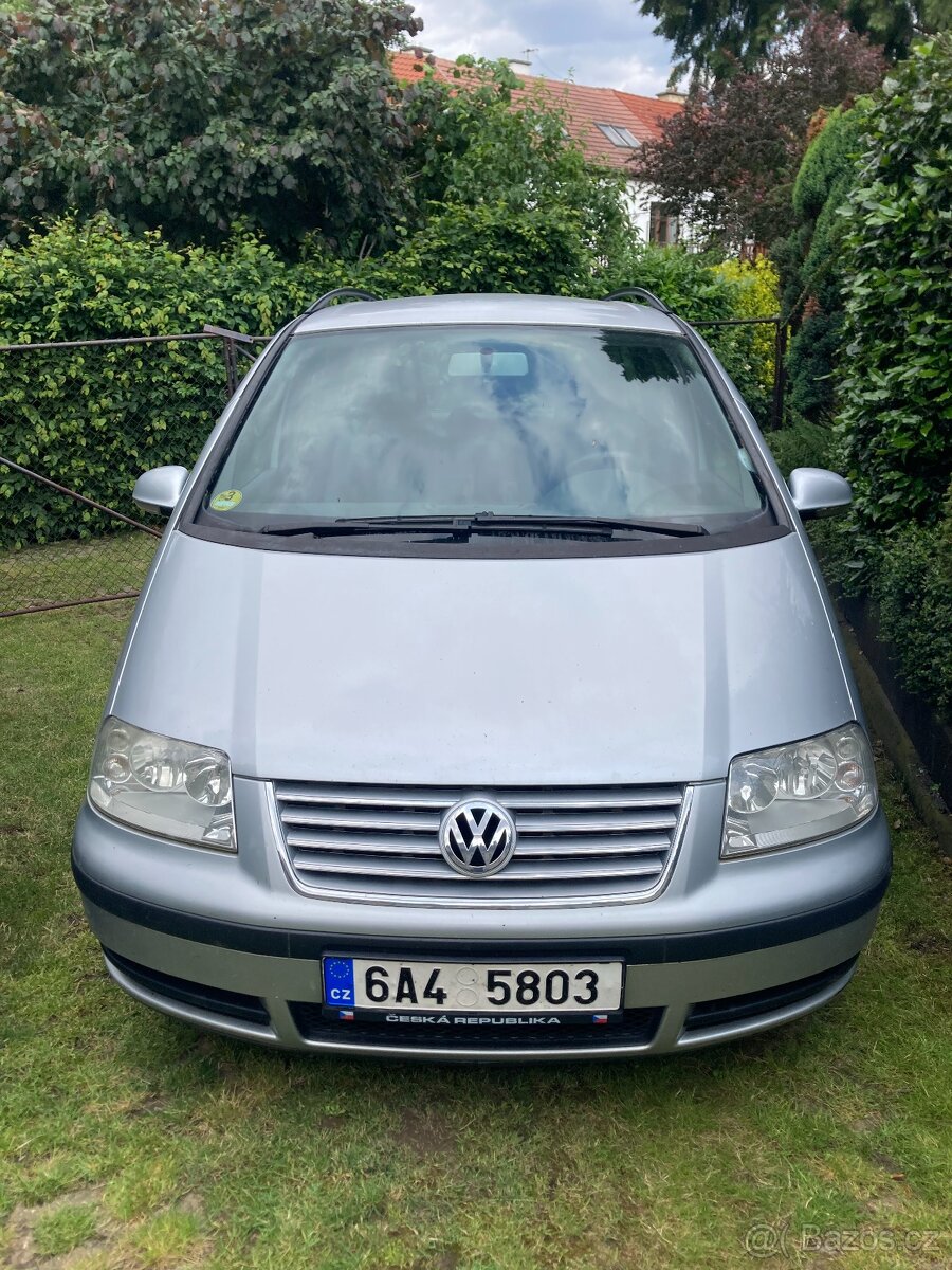 VW Sharan AUY, 85 kW, 7 míst