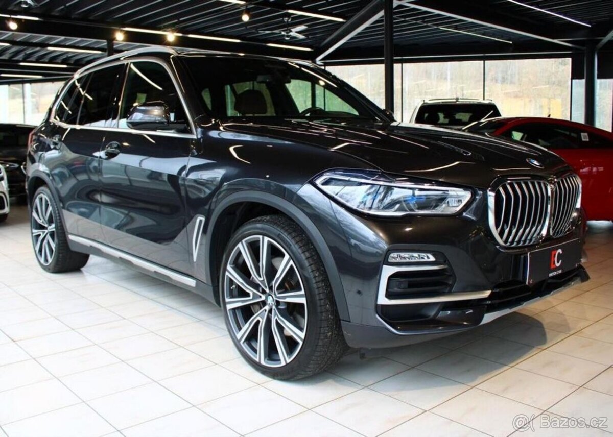 BMW X5 xDrive45e X Line Individual / hybridní automat
