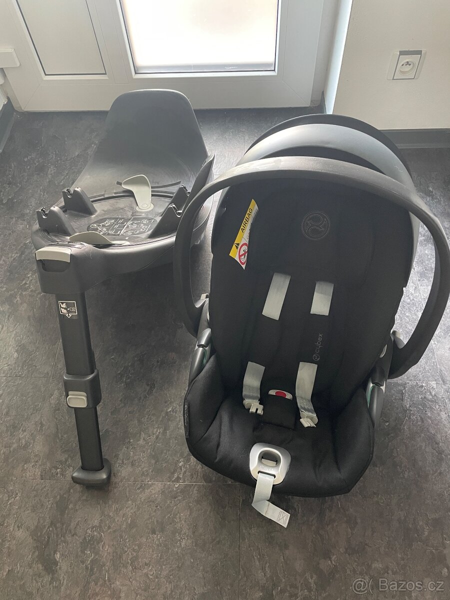 Cybex Cloud Z2 i-Size s otočnou základnou