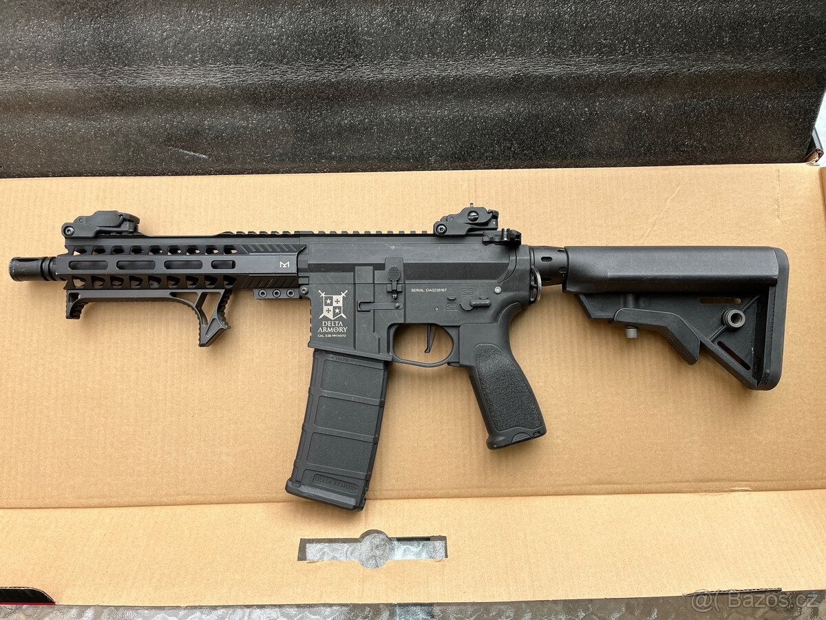 Delta Armory M4 AR15 M-LOK SHORT Bravo ETU Černá