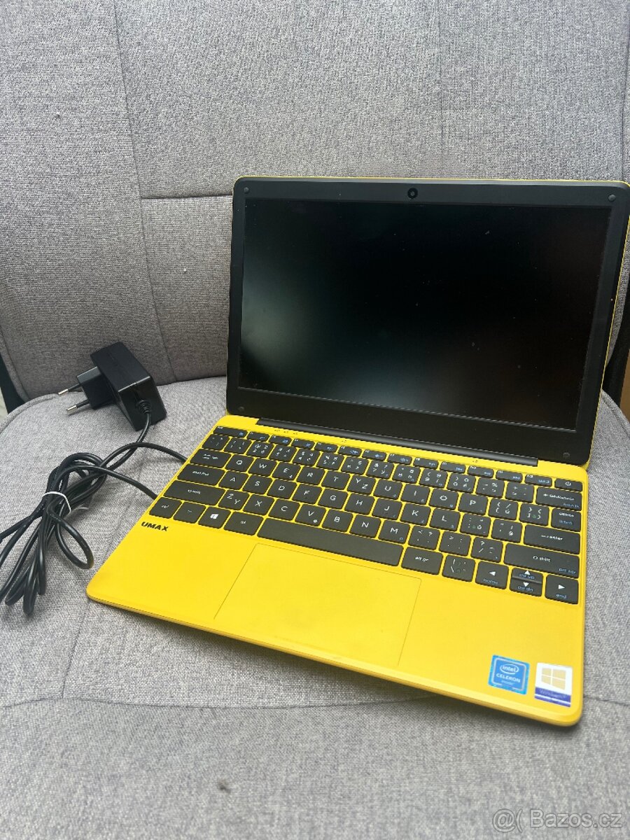 Notebook | UMAX VisionBook | 12" Žlutý + klávesnice