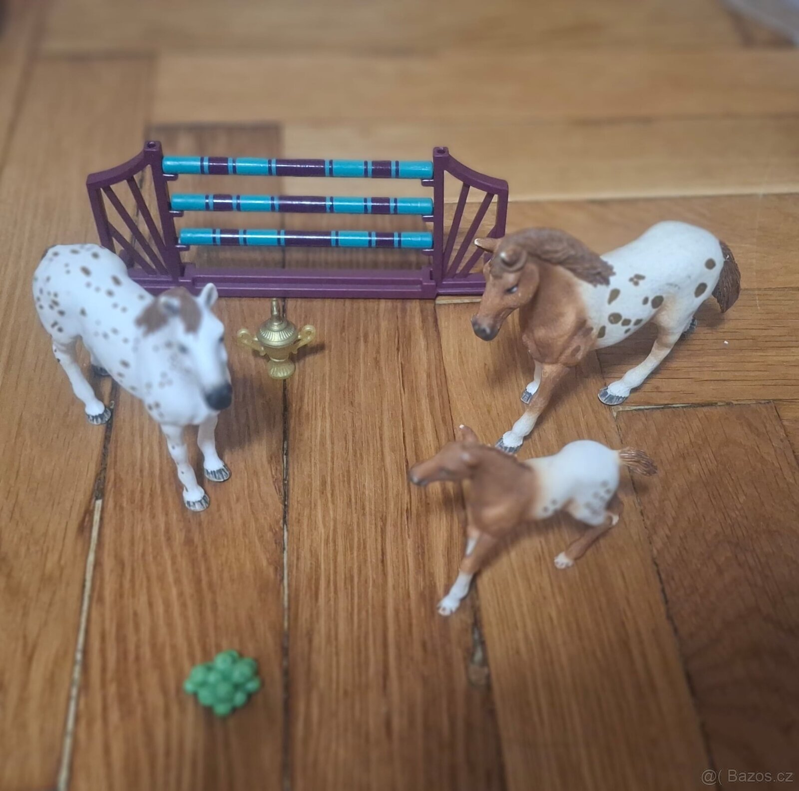 Schleich - koně, překážka