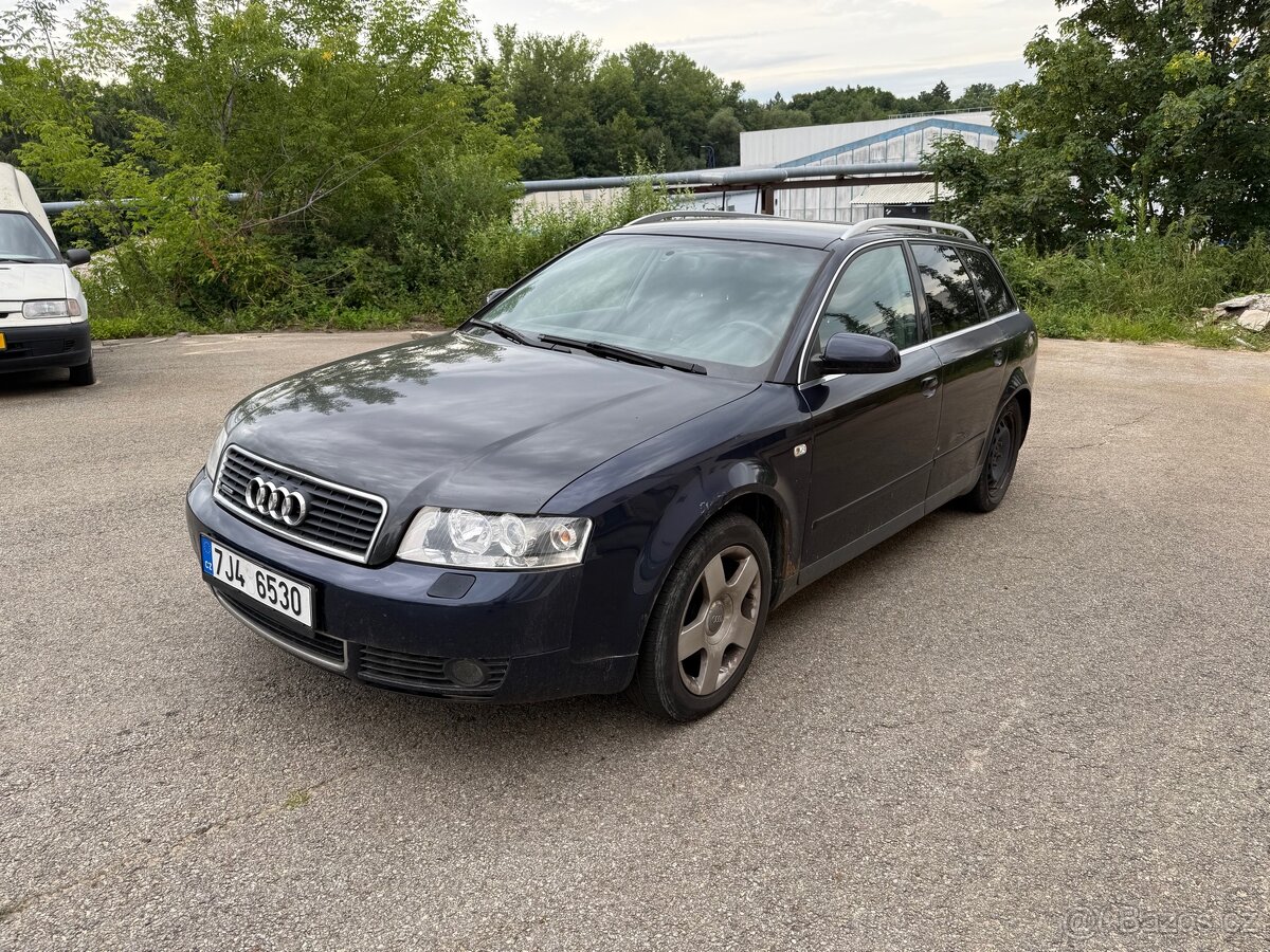 AUDI A4 AVANT QUATTRO