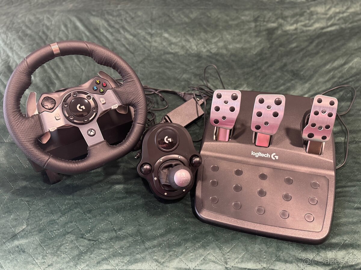 Logitech Driving Force G920