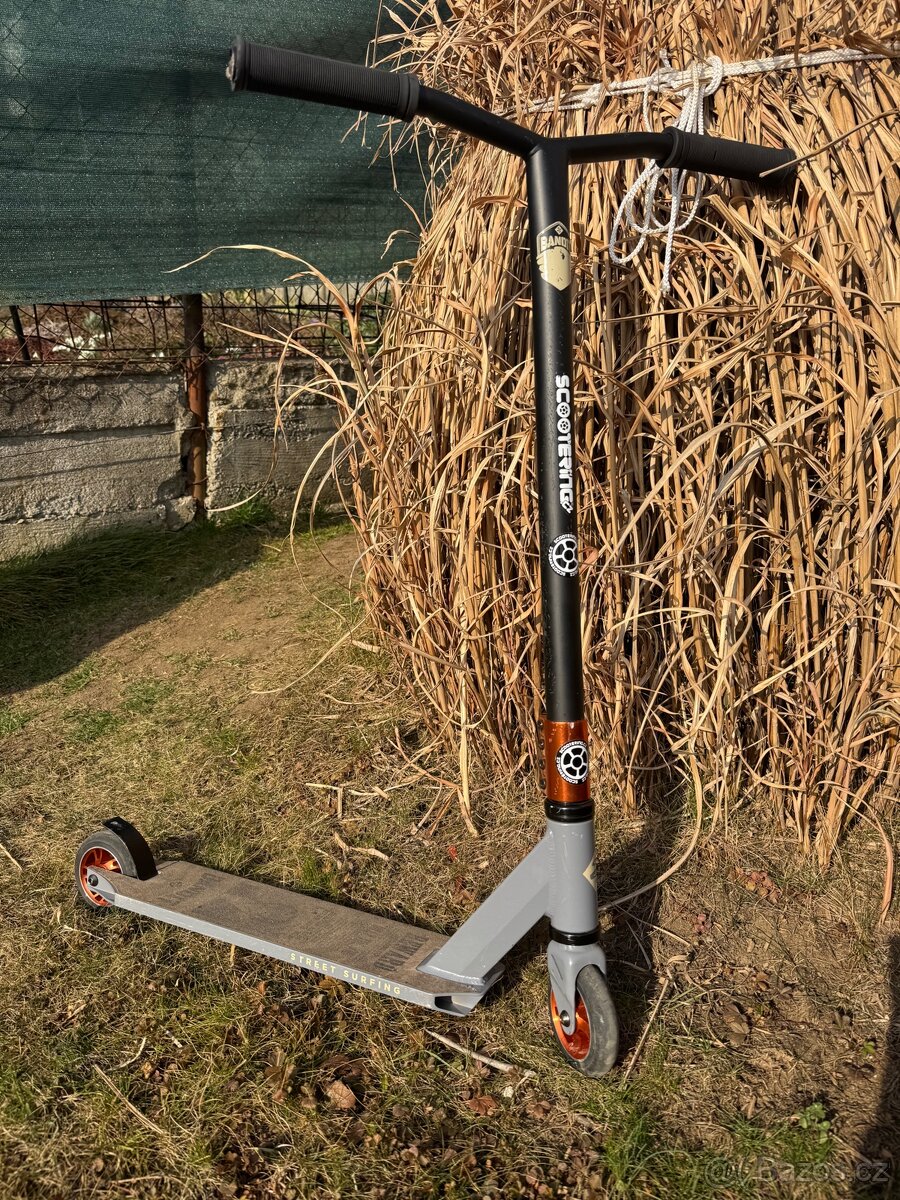 Street koloběžka na triky Scootering.cz