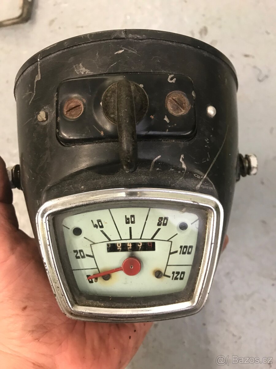 Jawa 23 Jawa 90 kaplička s tachometrem