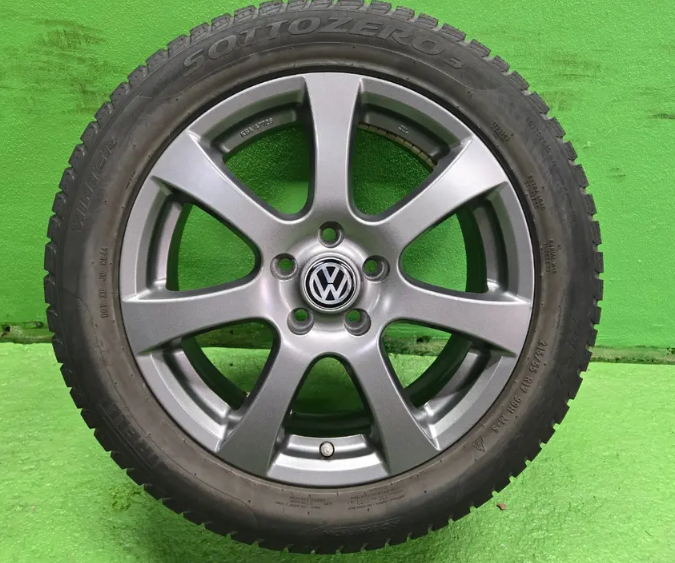 17 VOLKSWAGEN PASSAT ET40 7J 5X112 215/55 R17 98H