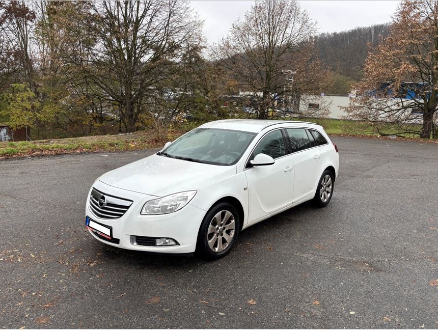 Opel Insignia SportsTourer 2.0, Kombo, 96kW