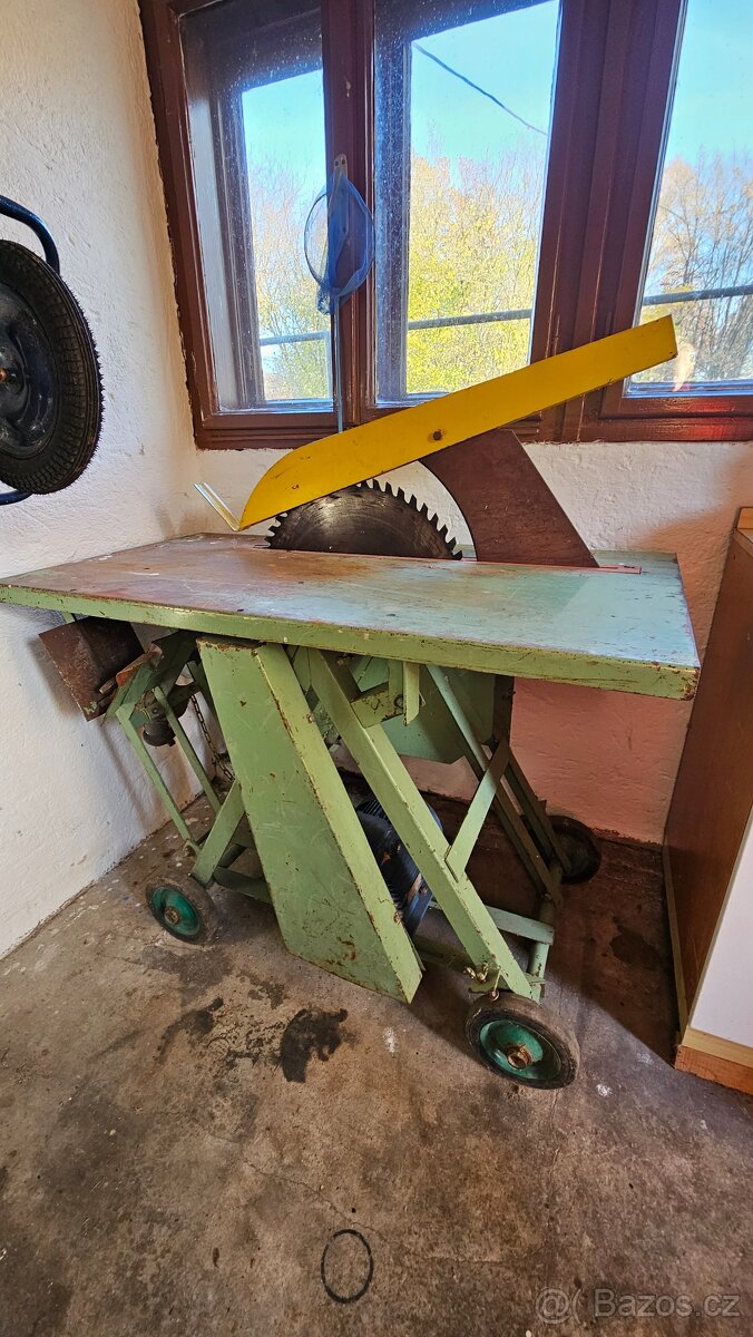 Cirkulárka s kolébkou