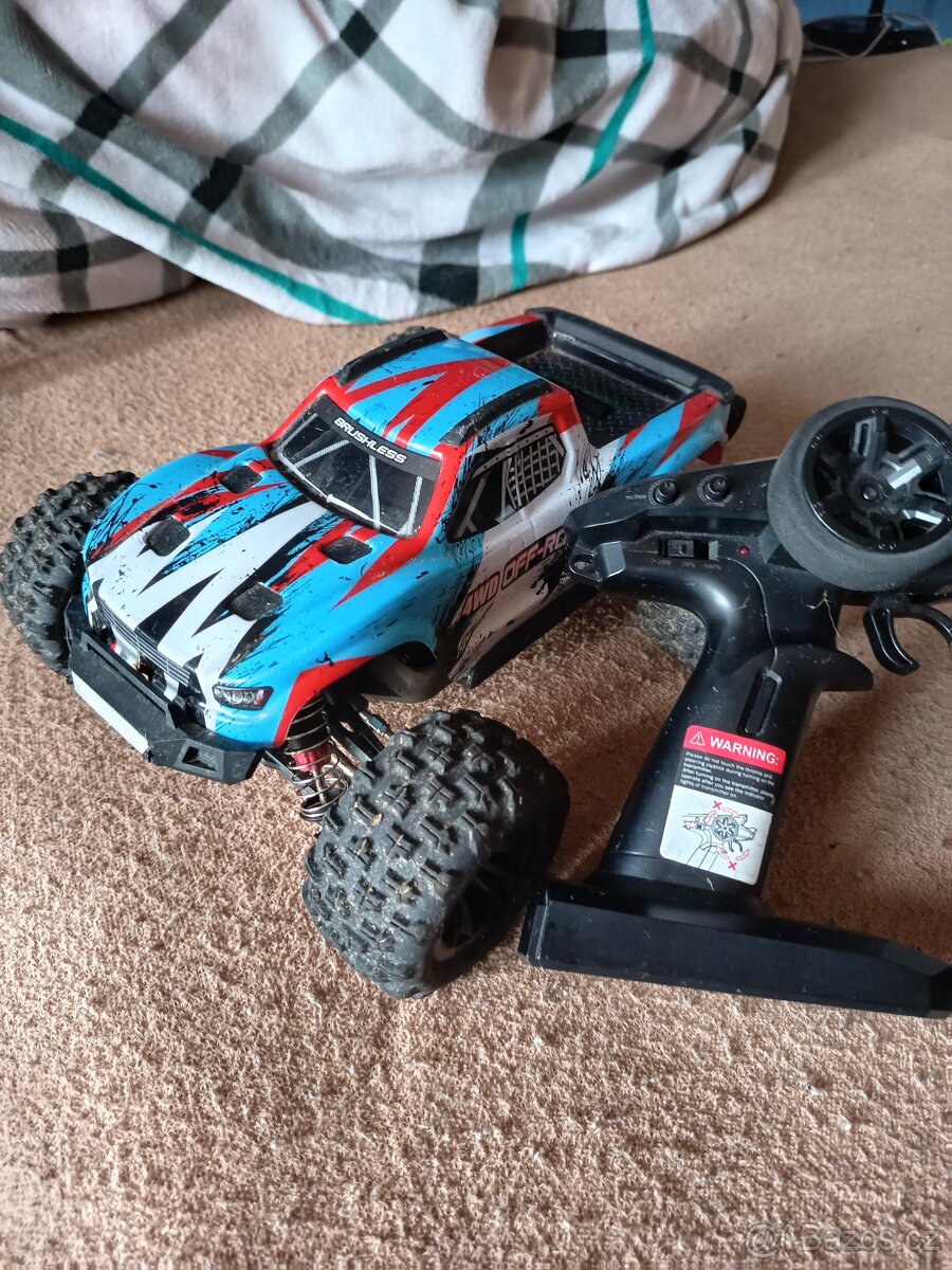 RC auto 4×4