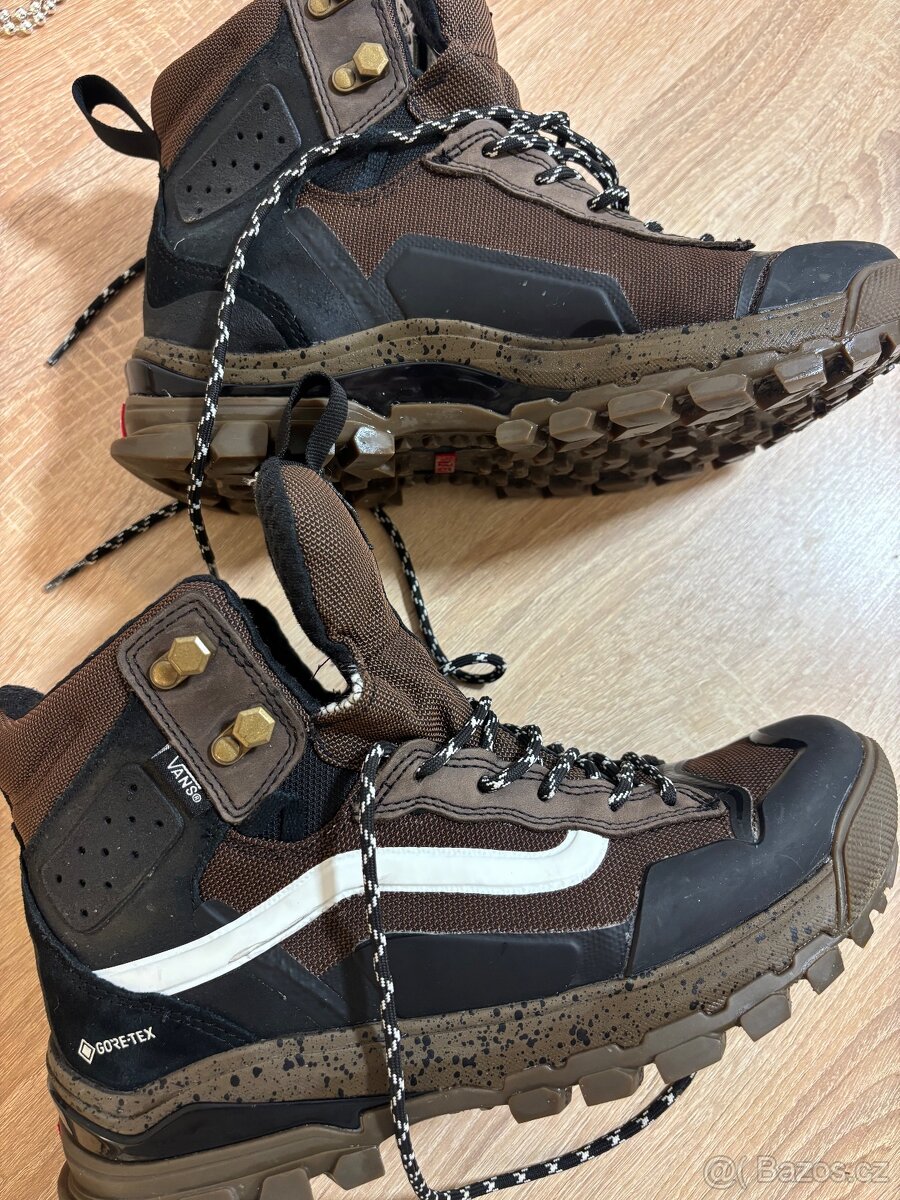 Outdoorové goretex boty