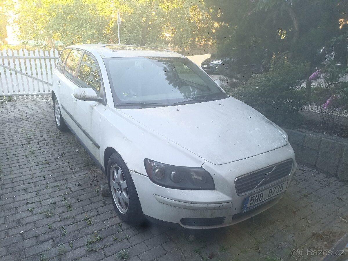 Volvo V50 automat 2.4 103 kW