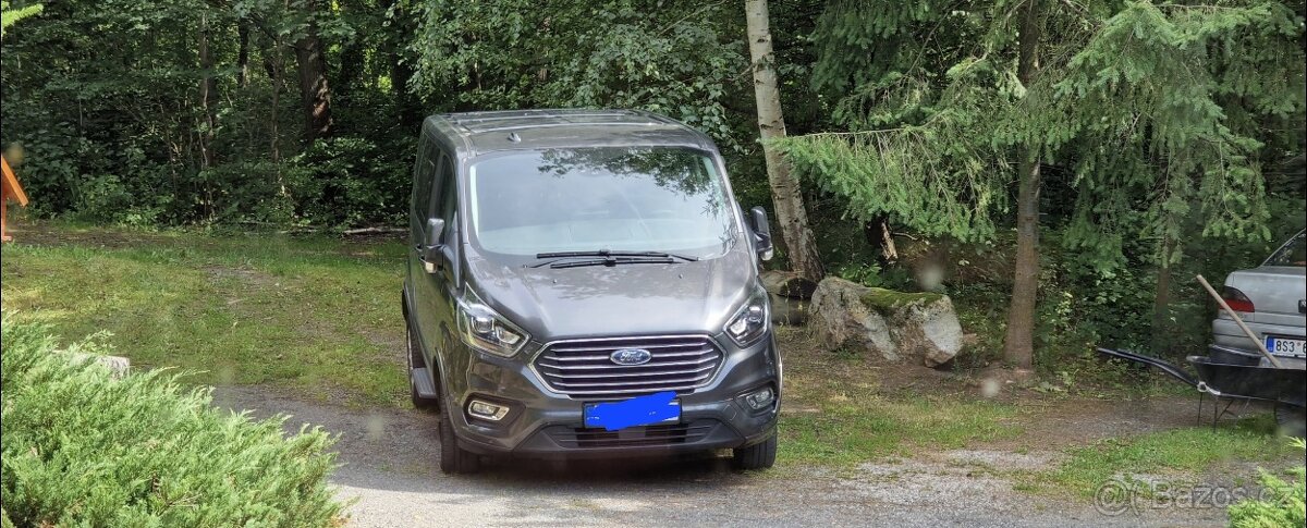 Ford Tourneo Custom Titánium 320 136kw
