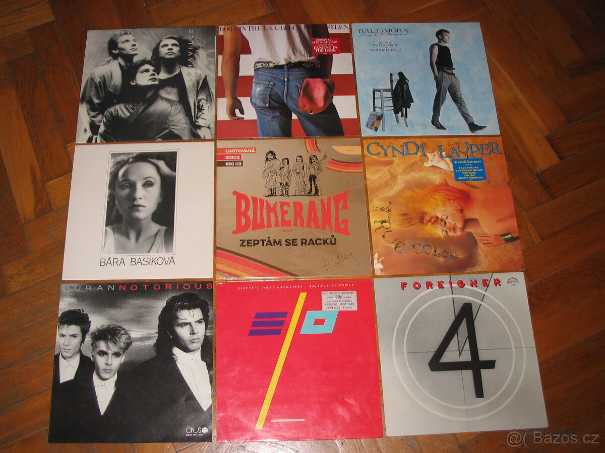 LP vinyly = Genesis, Madonna, Sting a další v seznamu.