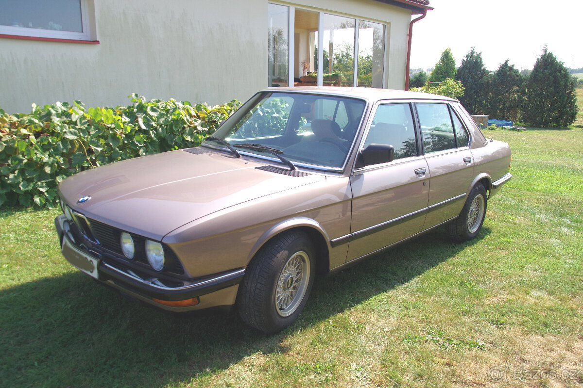 Prodám BMW E28 520i