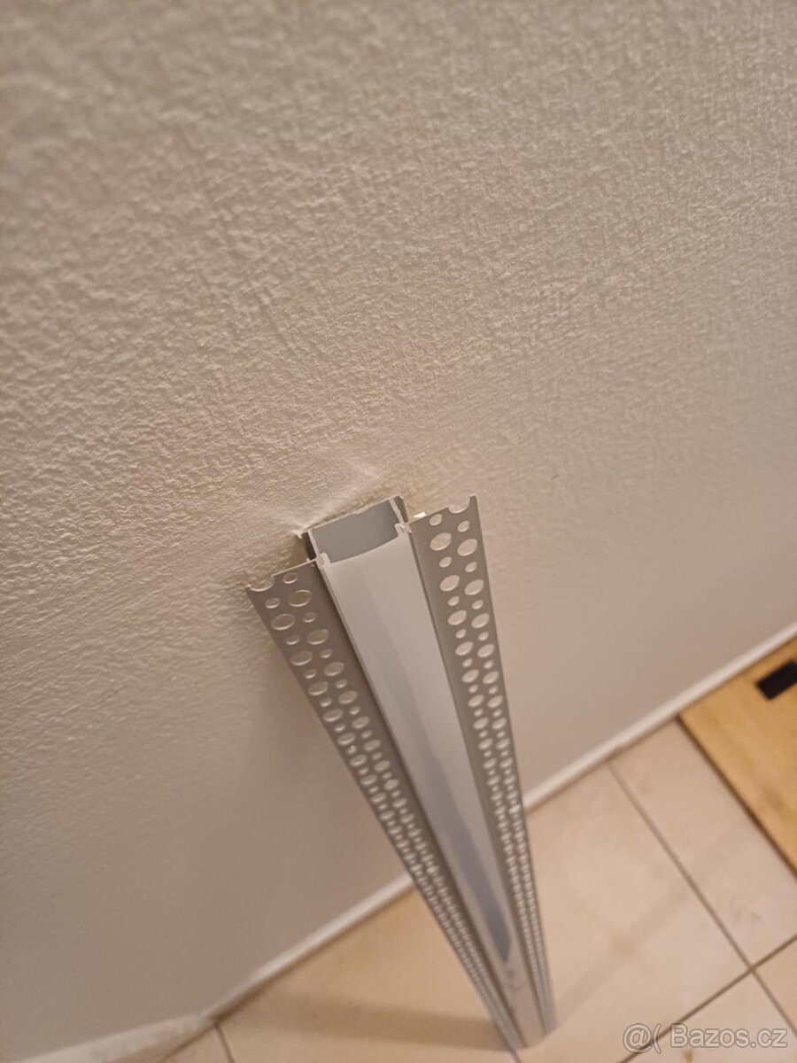 LED hliníkový profil zapuštěný 2m - sada