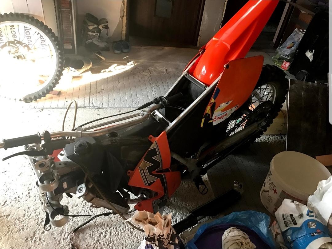 Koupím motokrosku do 40 000 Kč – klidně i na opravu