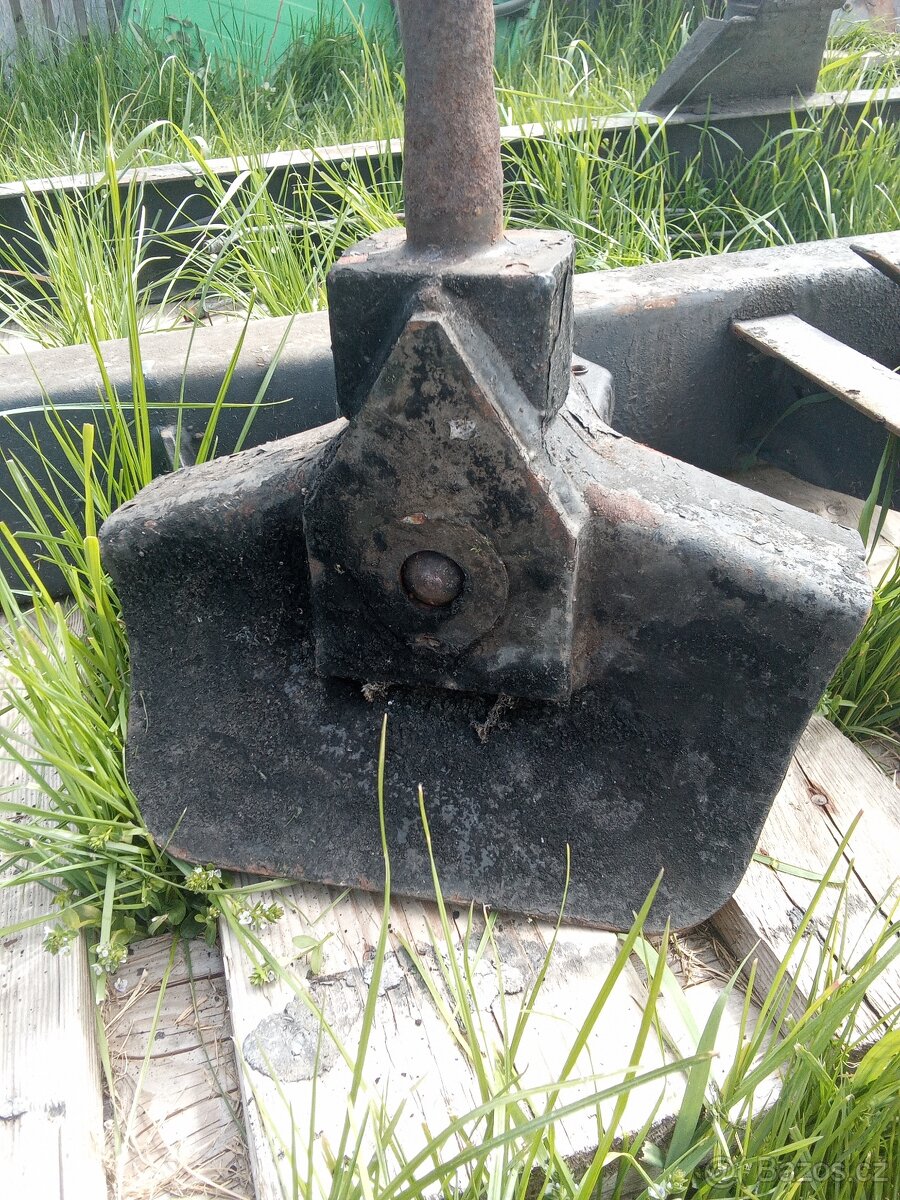 Automatický závěs