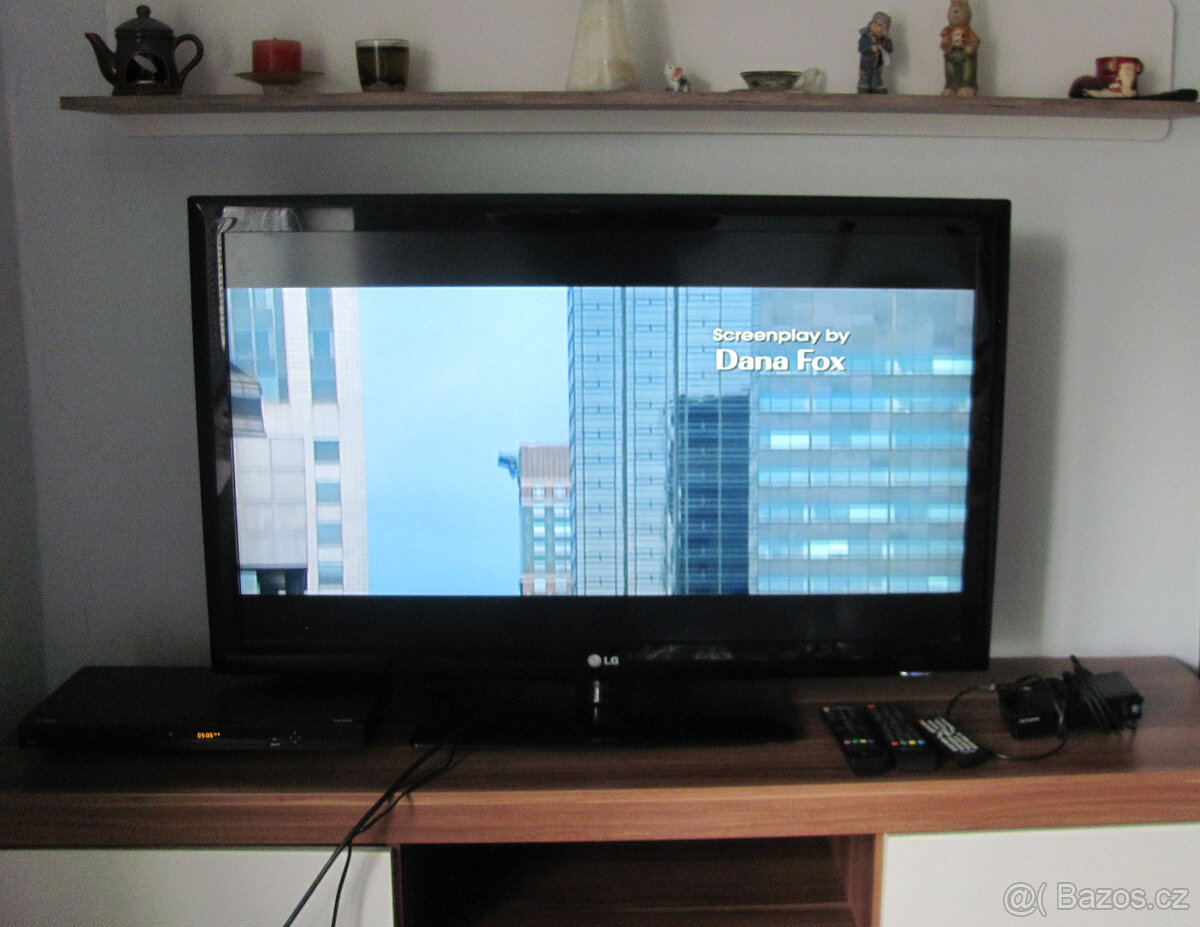LED TV SAMSUNG 42" - 107cm + DVBT2 + DVD